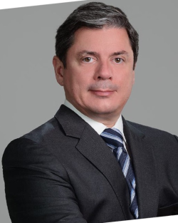 Rodrigo Martínez