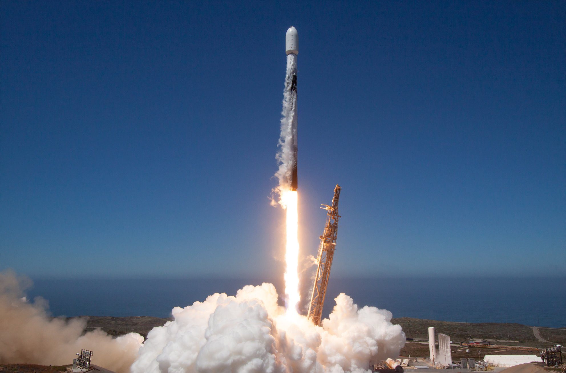 SpaceX Transporter-11 Launch on August 16 2024 - 001